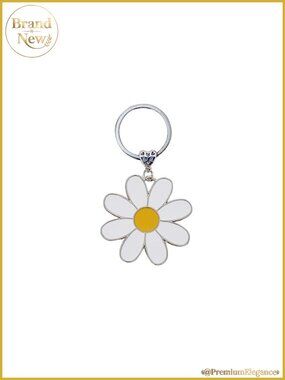 Daisy Enameled Keychain Flower Charm Keyring for Purse Bag